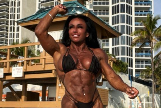 Lisa Smith in blue bikini